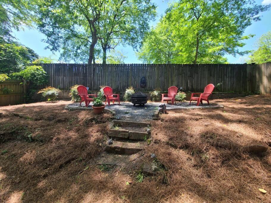 West End Modern Atlanta 3 Bedroom Bungalow エクステリア 写真