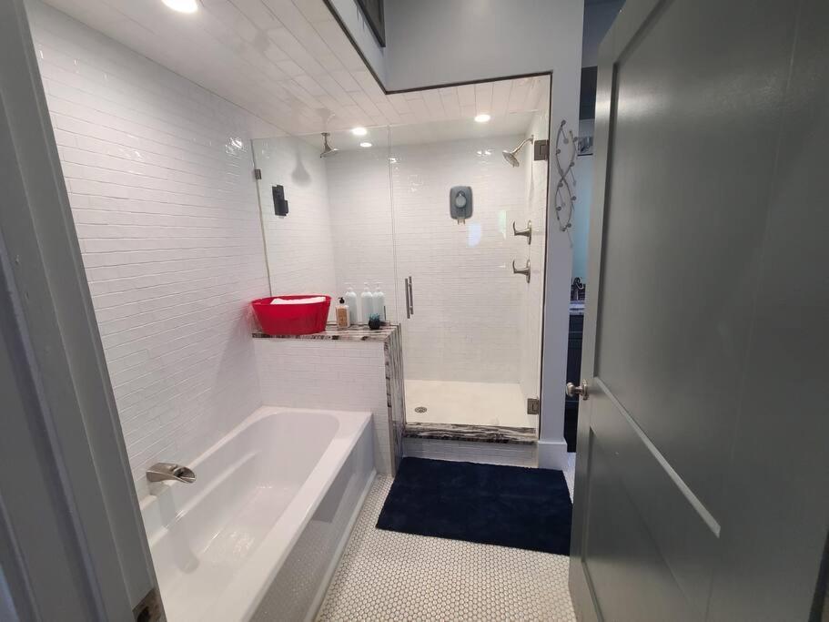 West End Modern Atlanta 3 Bedroom Bungalow エクステリア 写真
